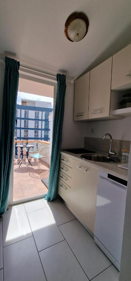 Apartmani Eladora ビオグラード・ナ・モル エクステリア 写真